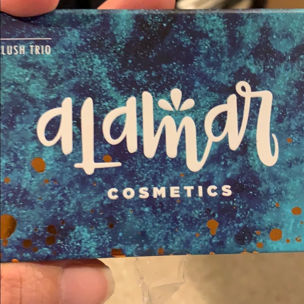 Alamar Blush Trio
